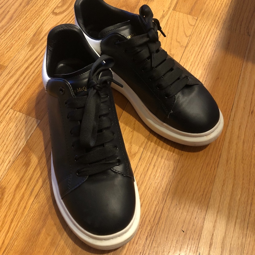COPY - Alexander McQueen sneaker size 10